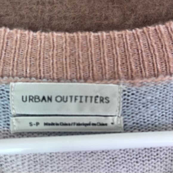 Urban Outfitters Sweater Womens Small Pullover Knit Striped - Picture 9 of 9